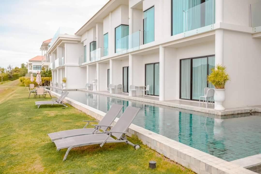 Viva Montane Hotel Ban Nong Chap Tao Buitenkant foto